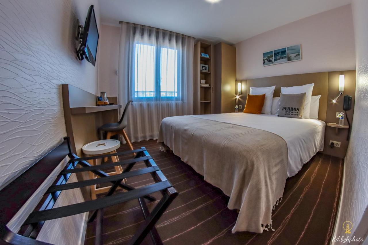 Logis Du Parc Hotel 3*
