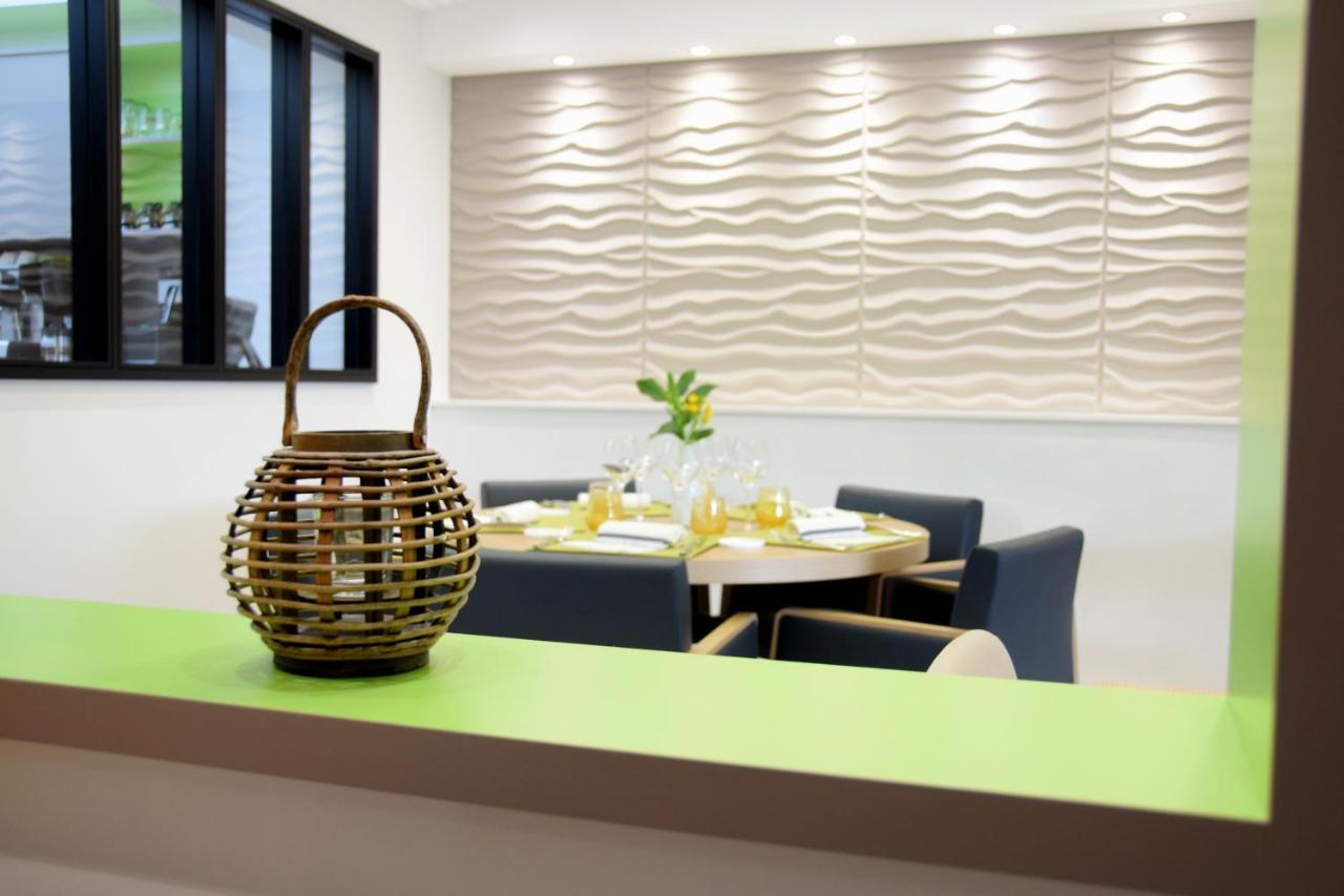 Logis Du Parc Hotel 3*